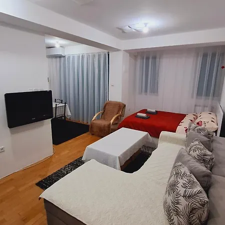 Apartment Romansa